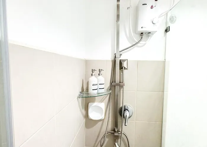 Casa Siempre's At Avida Riala Towers - 5 Minutes Walk To Ayala Bloc, With 3 Pools, Fast Wi-fi, & Views Inside It Park *