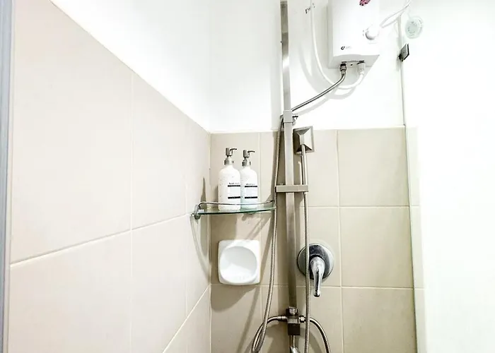 Casa Siempre's At Avida Riala Towers - 5 Minutes Walk To Ayala Bloc, With 3 Pools, Fast Wi-fi, & Views Inside It Park Apartment *