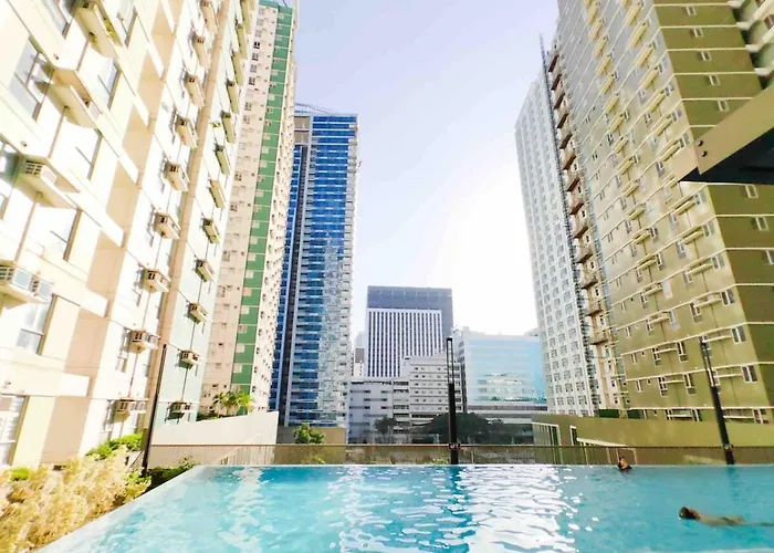 Casa Siempre's At Avida Riala Towers - 5 Minutes Walk To Ayala Bloc, With 3 Pools, Fast Wi-fi, & Views Inside It Park Apartment Cebu